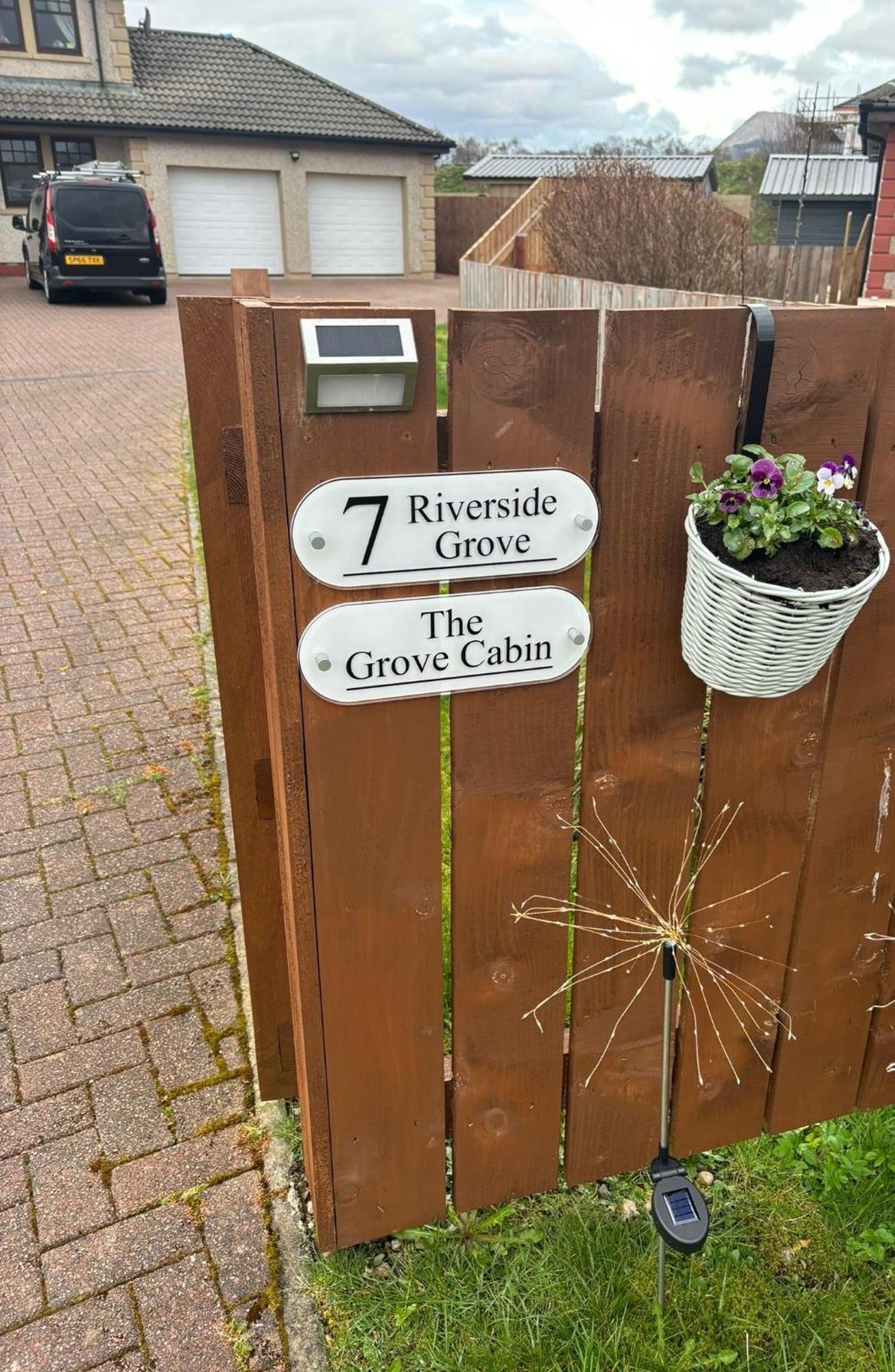 The Grove Cabin フォート・ウィリアム エクステリア 写真